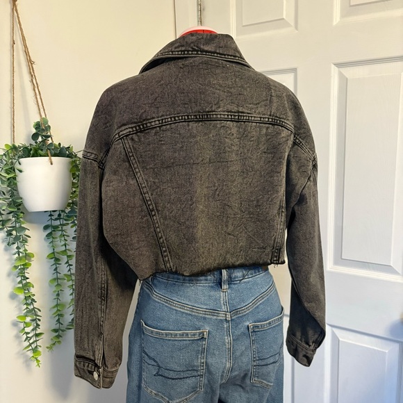 Refuge Denim | Cropped Denim Jacket - Picture 2 of 5